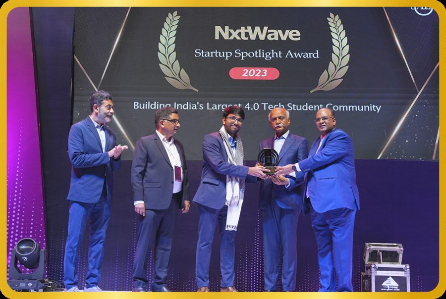 Sashank Gujjula receiving an award from the Times Business Awards jury